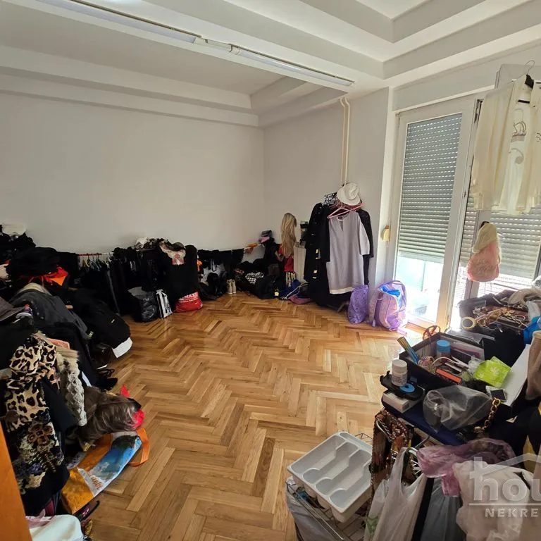 Petosoban stan na prodaju, Centar, Novi Sad, 216m², 4. sprat, 484.100 €