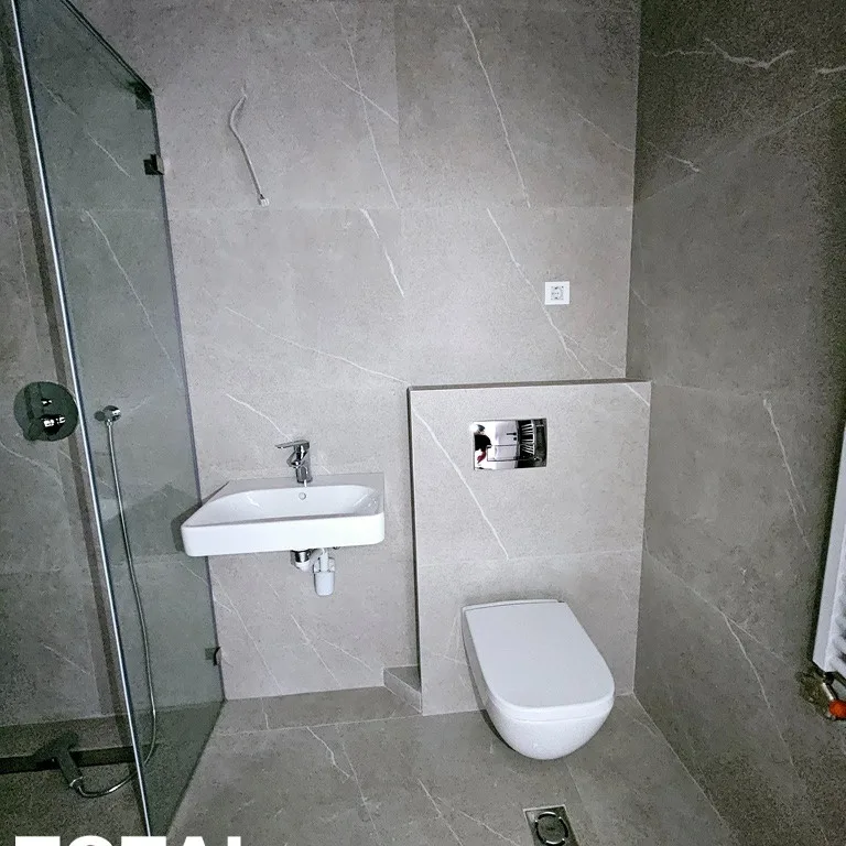 Četvorosoban stan na prodaju, Bulevar Oslobođenja, Novi Sad, 104m², 3. sprat, 320.320 €