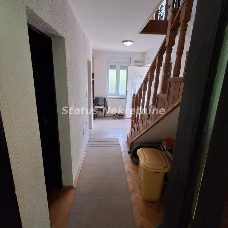 Kuća Prodaja Novi Sad  170 m2