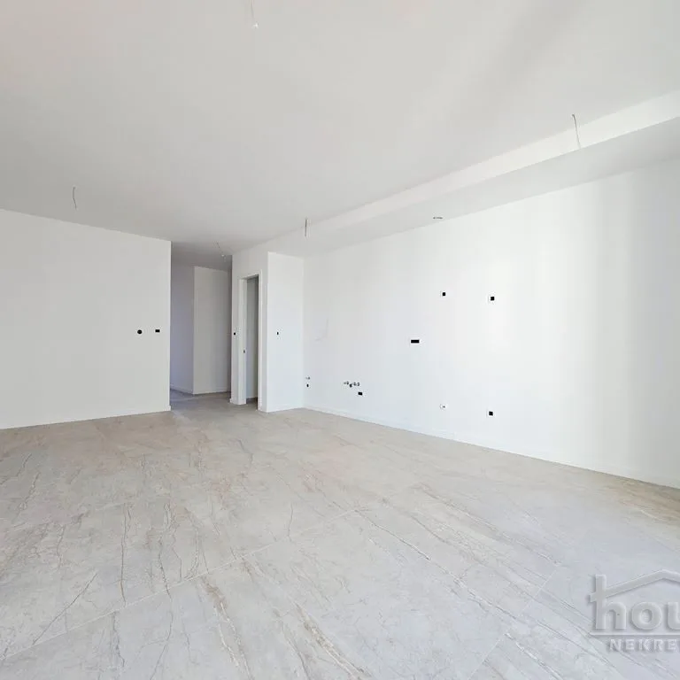 Stan Prodaja Novi Sad  107 m2
