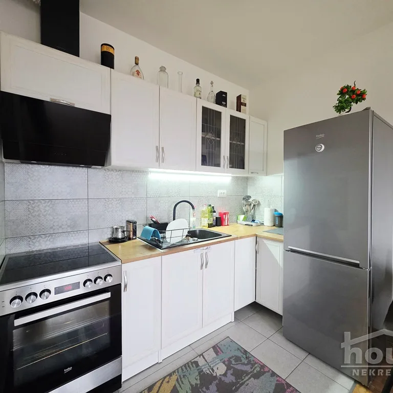 Stan Prodaja Novi Sad  62 m2