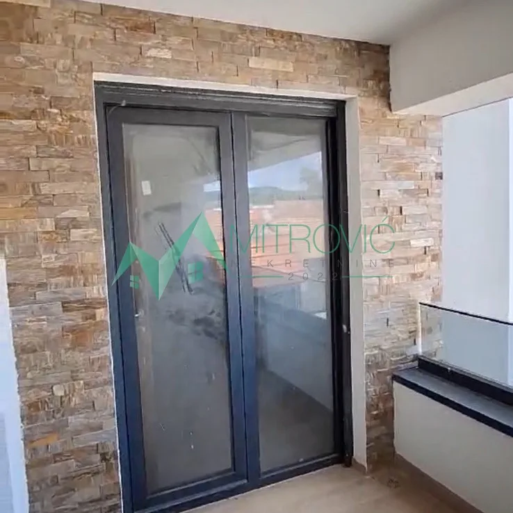 Trosoban stan na prodaju, Vrdnik, Irig, 93m², 153.500 €