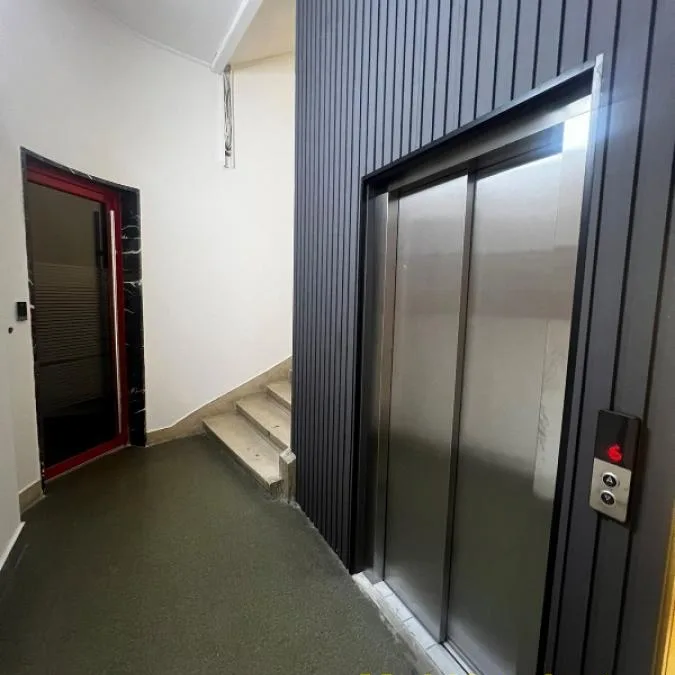 Lokal za izdavanje, Trg Nikole Pašića, Beograd, 359m², 6.462 €/mes