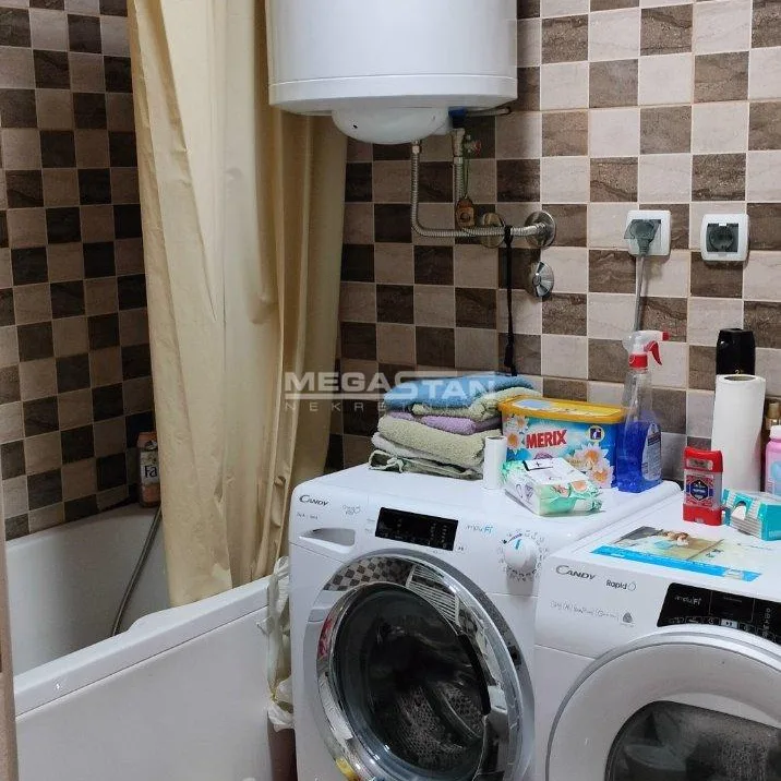 Kuća na prodaju, Centar, Ruma, 143m², 250.000 €