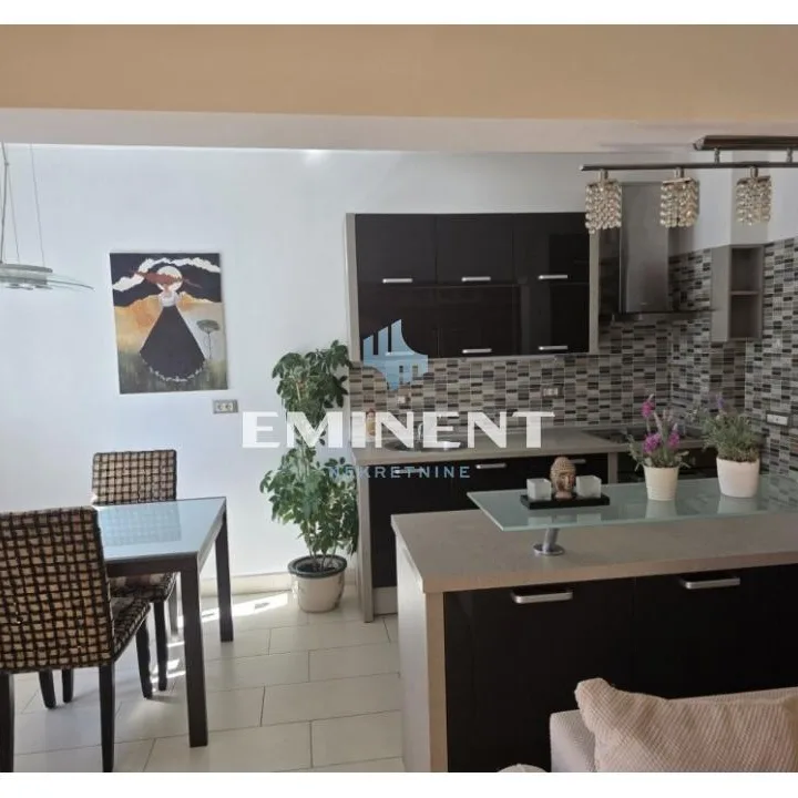 Stan Izdavanje Beograd Gornji Grad 70 m2