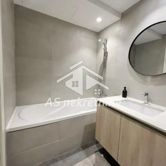 Trosoban stan za izdavanje, Beograd na Vodi, Beograd, 89m², 1.900 €/mes