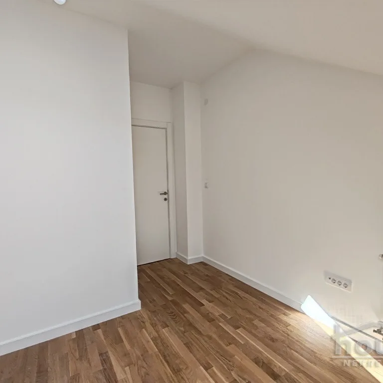Stan Prodaja Novi Sad  48 m2