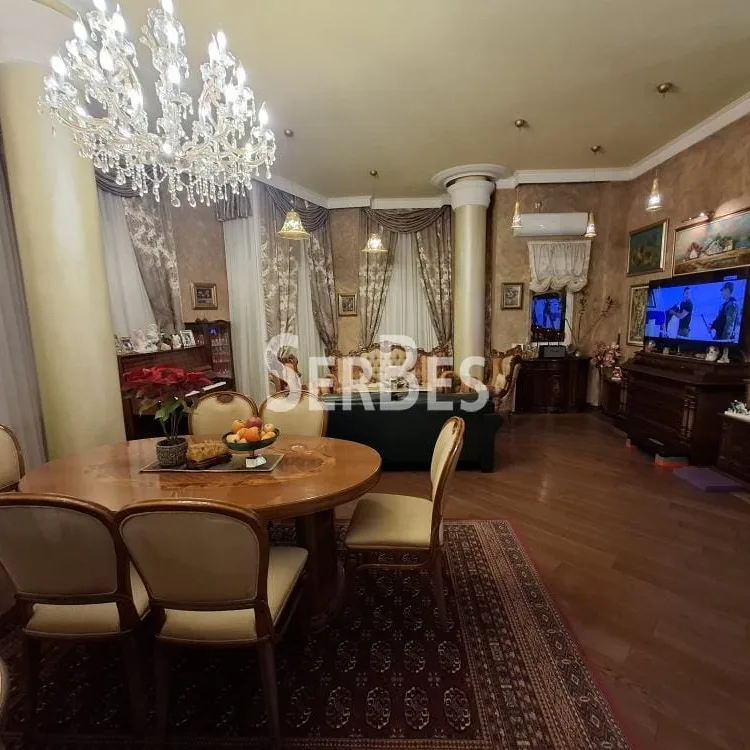 Stan Prodaja Novi Sad  358 m2