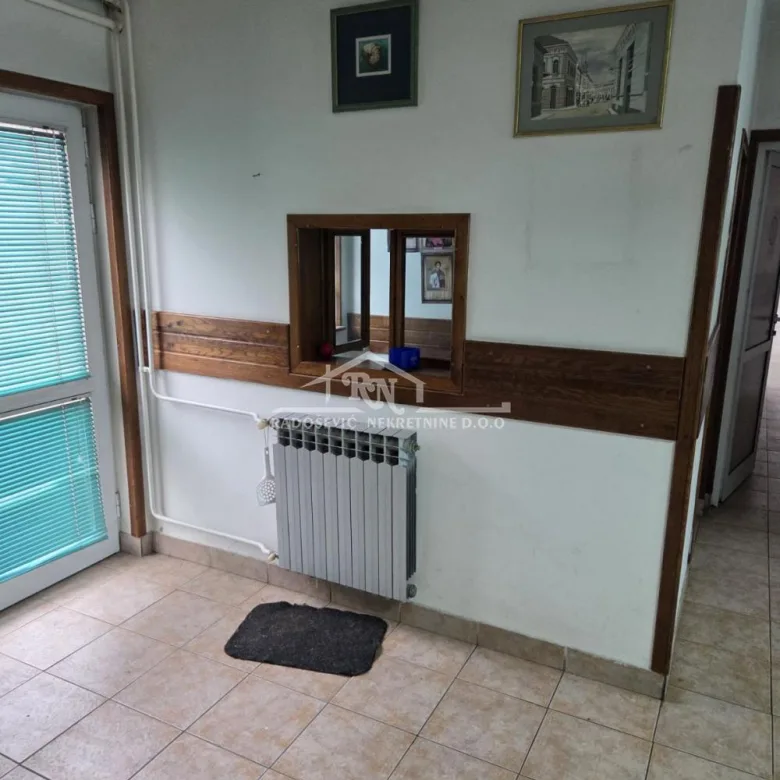 Lokal za izdavanje, Šimanovci, Pećinci, 555m², 1.800 €/mes