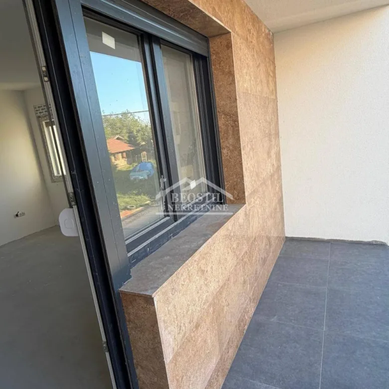 Dvoiposoban stan na prodaju, Ledine, Beograd, 62m², 148.500 €