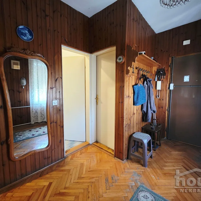 Četvorosoban stan na prodaju, Centar, Novi Sad, 130m², 2. sprat, 370.000 €