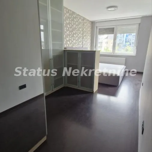 Stan Izdavanje Novi Sad  116 m2