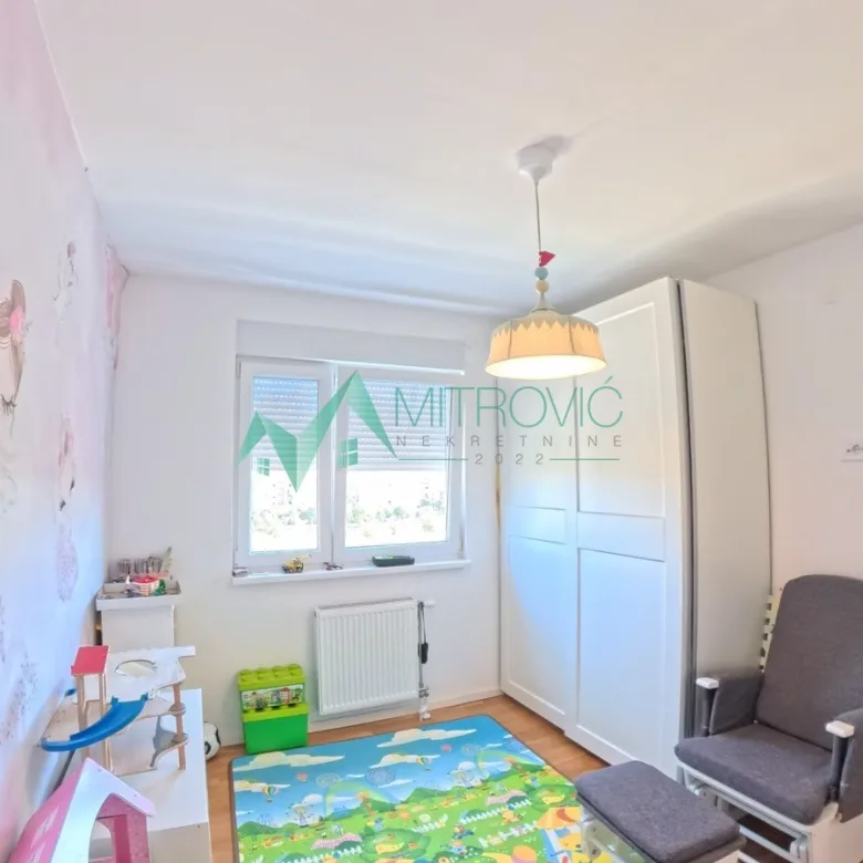 Četvorosoban stan na prodaju, Novo Naselje, Novi Sad, 88m², 386.250 €
