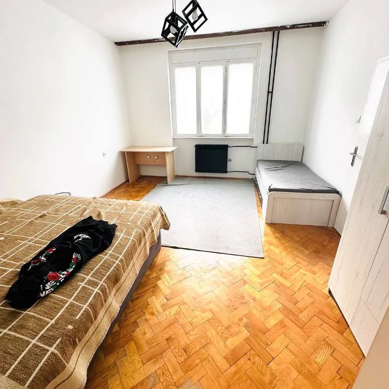 Četvorosoban stan na prodaju, Centar, Novi Sad, 152m², 2. sprat, 500.990 €