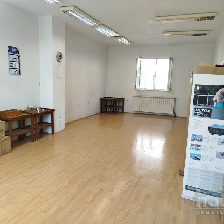 Lokal Izdavanje Novi Sad  186 m2