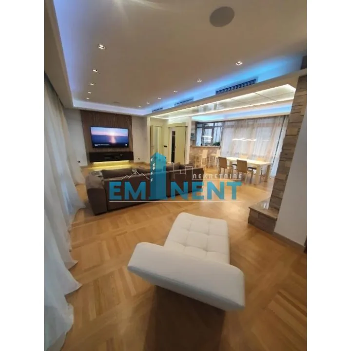 Stan Izdavanje Beograd Dedinje 148 m2