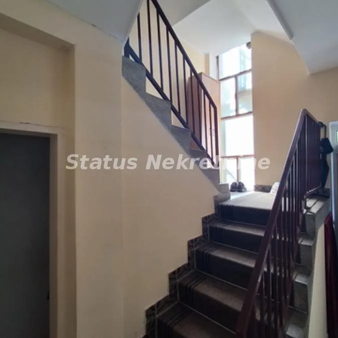 Kuća Prodaja Novi Sad  185 m2