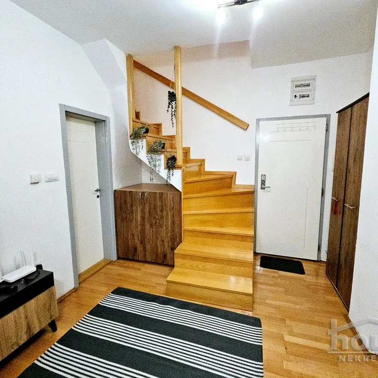Stan Prodaja Novi Sad  42 m2