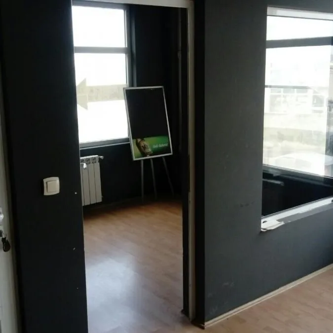 Lokal za izdavanje, Čačak, 216m², 800 €/mes