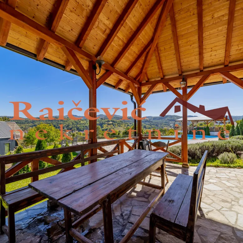 Lokal na prodaju, Banja Vrujci, 811m², 1.280.000 €