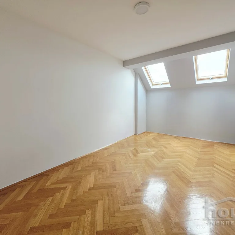 Trosoban stan na prodaju, Nova Detelinara, Novi Sad, 91m², 5. sprat, 180.000 €