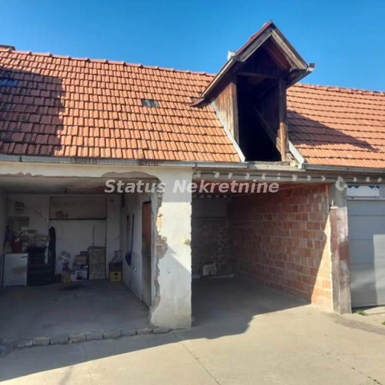 Kuća Prodaja Inđija  180 m2