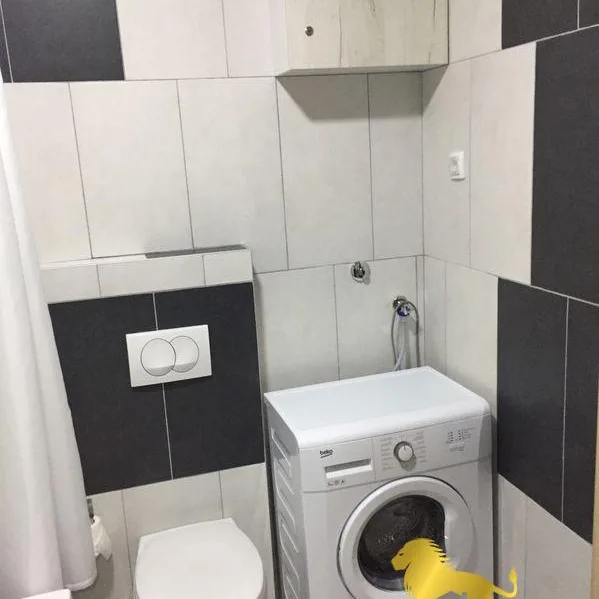 Jednoiposoban stan za izdavanje, Centar, Novi Sad, 46m², 650 €/mes