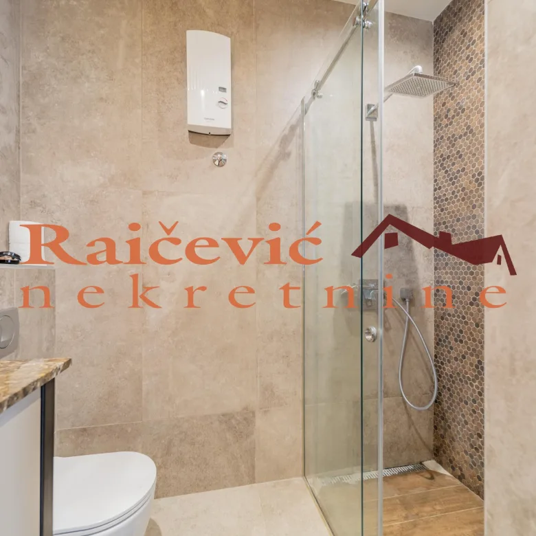 Trosoban stan na prodaju, Kalenić, Beograd, 112m², 460.000 €