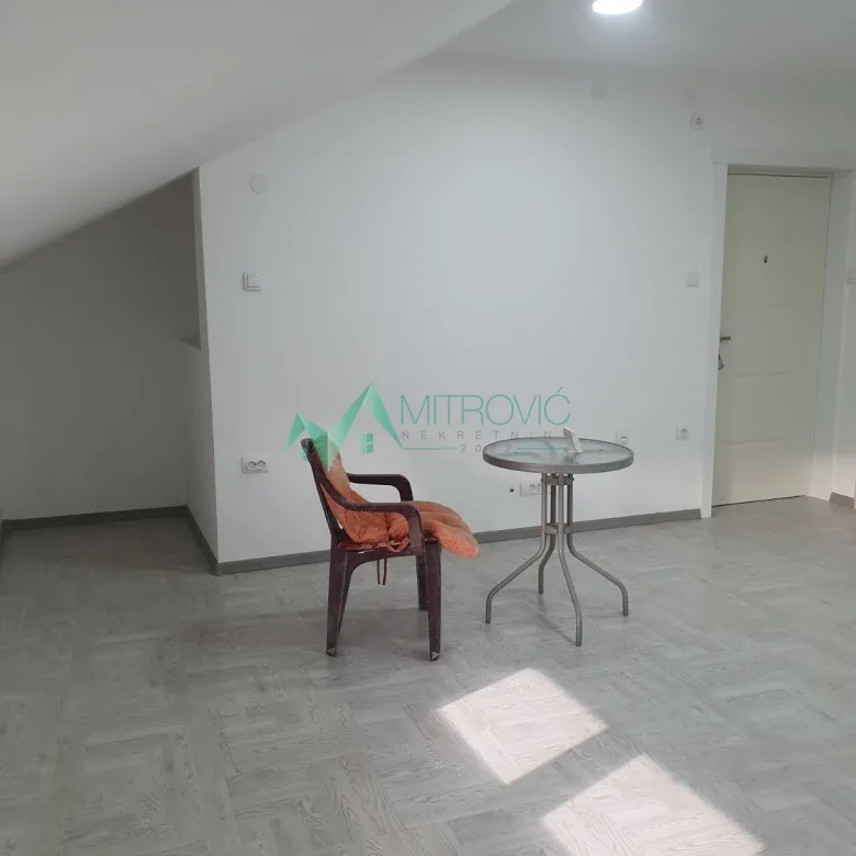 Stan Prodaja Novi Sad  71 m2