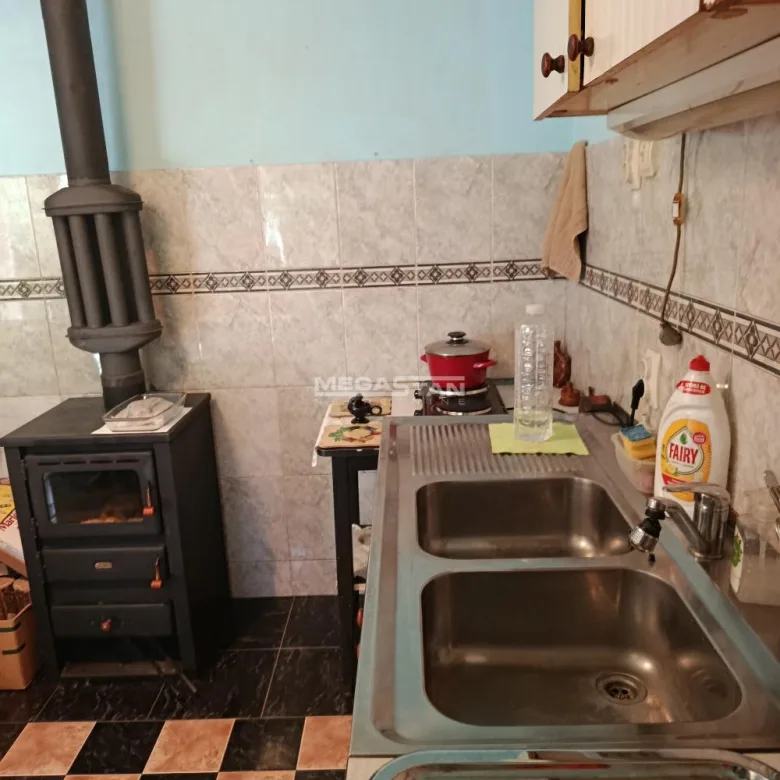 Kuća za izdavanje, Borča, Beograd, 83m², 500 €/mes