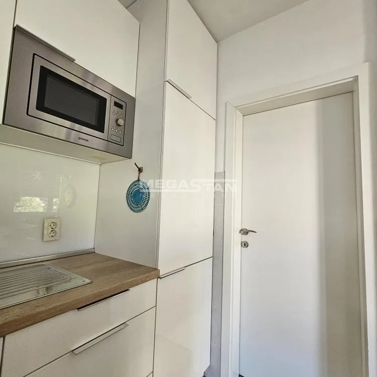 Stan Prodaja Beograd Lekino Brdo 81 m2