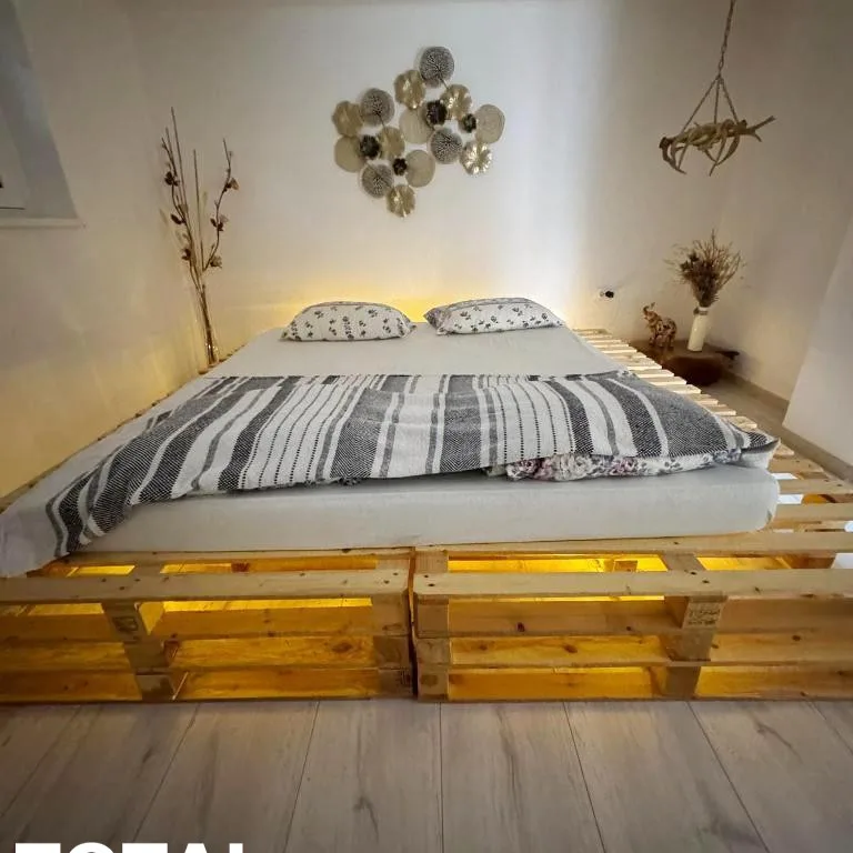 Kuća na prodaju, Vrdnik, Irig, 100m², 130.000 €