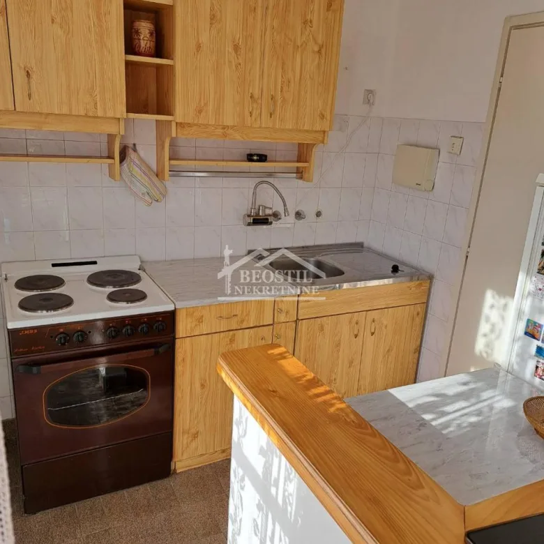 Stan Izdavanje Beograd Dorćol 62 m2