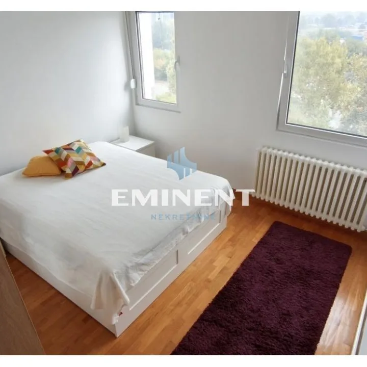 Trosoban stan za izdavanje, Blok 70a, Beograd, 72m², 900 €/mes