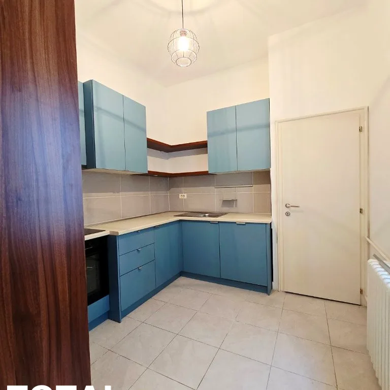 Troiposoban stan na prodaju, Centar, Novi Sad, 112m², 289.000 €