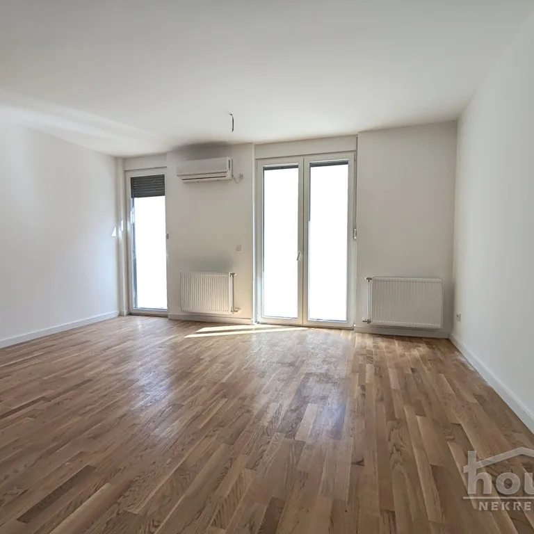Stan Prodaja Novi Sad  63 m2