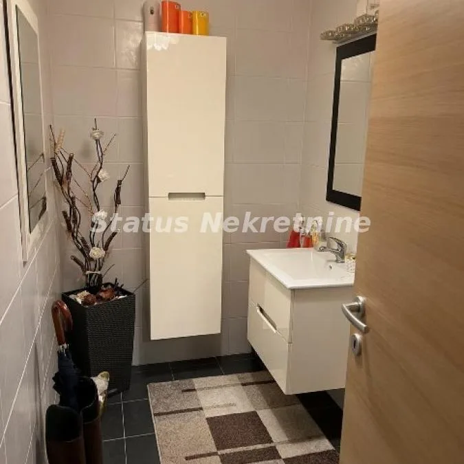 Četvoroiposoban stan na prodaju, Novo Naselje, Novi Sad, 120m², 309.000 €