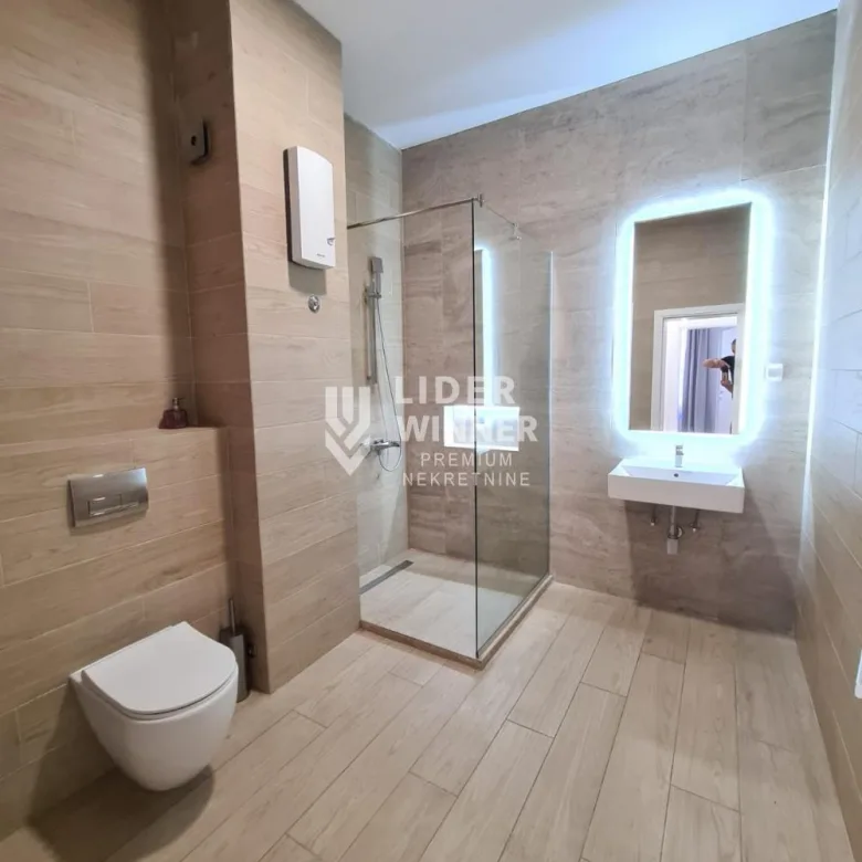 Stan Prodaja Beograd Dedinje 220 m2