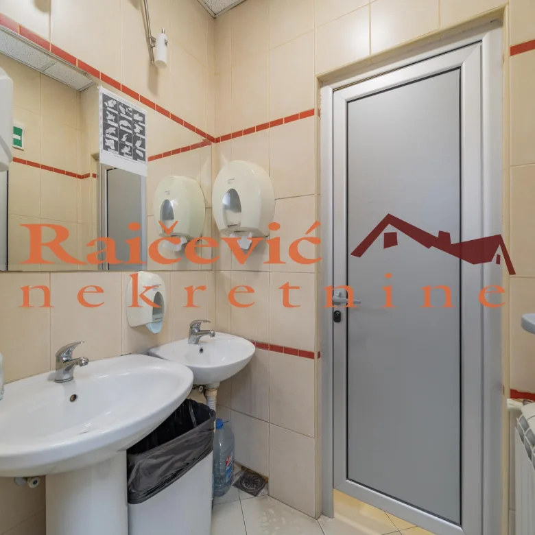 Lokal za izdavanje, Gornji Grad, Beograd, 216m², 2.376 €/mes