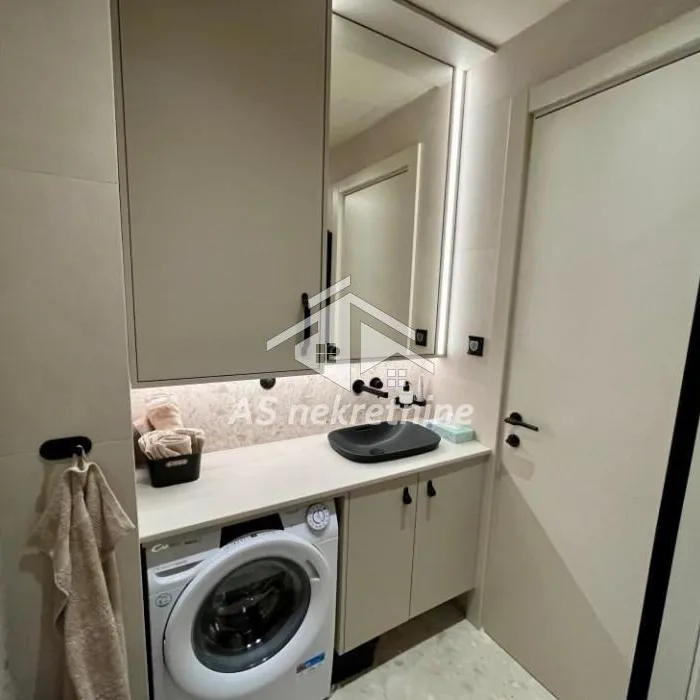 Dvosoban stan za izdavanje, Lekino Brdo, Beograd, 46m², 1.100 €/mes