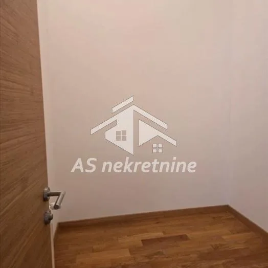 Stan Izdavanje Beograd Gornji Grad 102 m2
