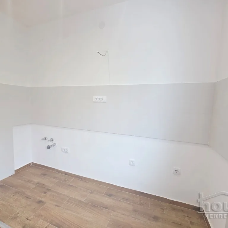 Stan Prodaja Novi Sad  49 m2