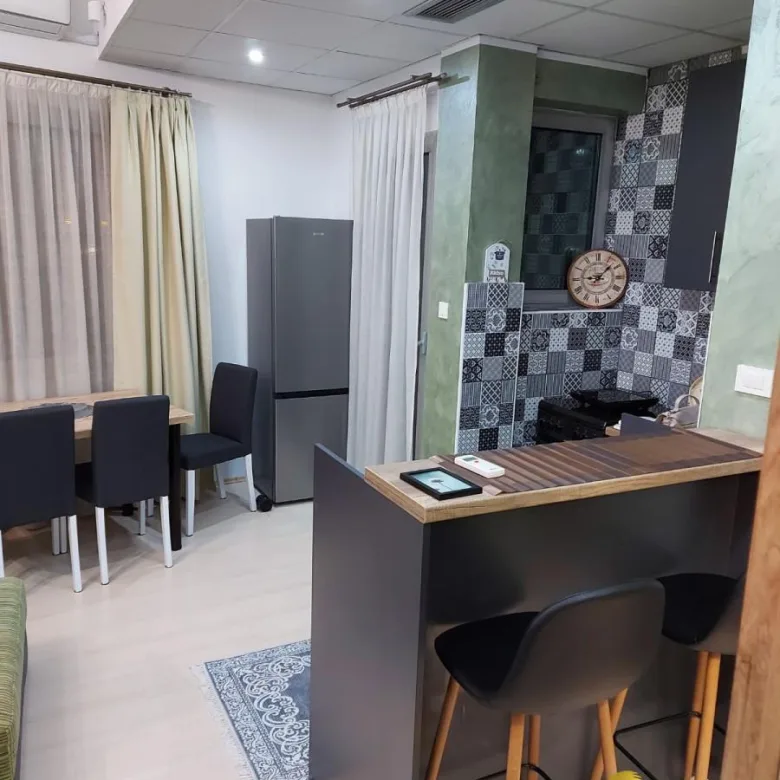 Jednoiposoban stan za izdavanje, Novo Naselje, Novi Sad, 40m², 400 €/mes