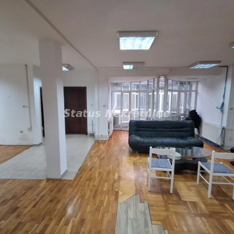 Petosoban stan za izdavanje, Centar, Novi Sad, 170m², 1.000 €/mes