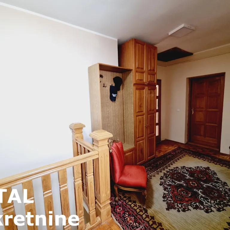Četvorosoban stan na prodaju, Centar, Novi Sad, 137m², 6. sprat, 339.900 €