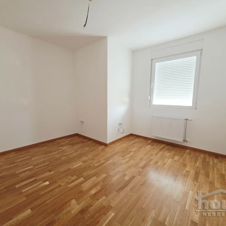Četvorosoban stan na prodaju, Lipov Gaj, Novi Sad, 90m², 1. sprat, 163.000 €
