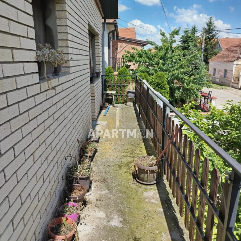 Kuća na prodaju, Jakovo, Beograd, 371m², 240.000 €