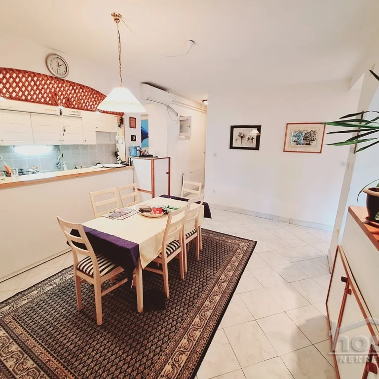 Trosoban stan na prodaju, Centar, Novi Sad, 83m², 2. sprat, 290.000 €
