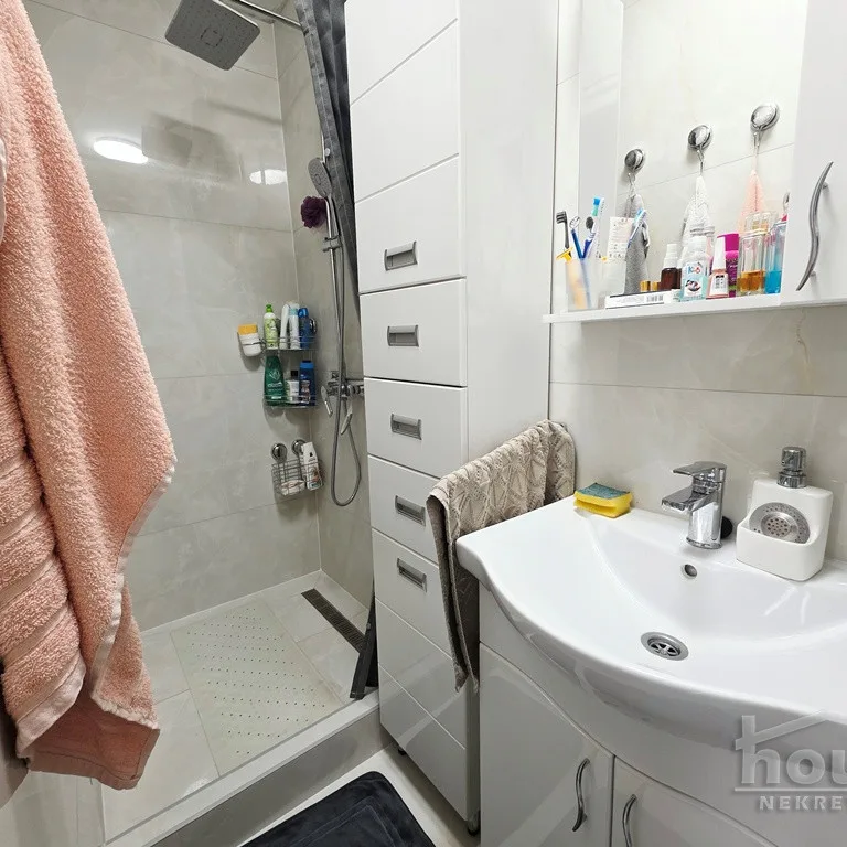 Dvosoban stan na prodaju, Detelinara, Novi Sad, 47m², 2. sprat, 130.000 €