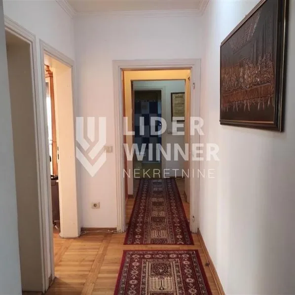 Stan Prodaja Beograd Vukov Spomenik 110 m2